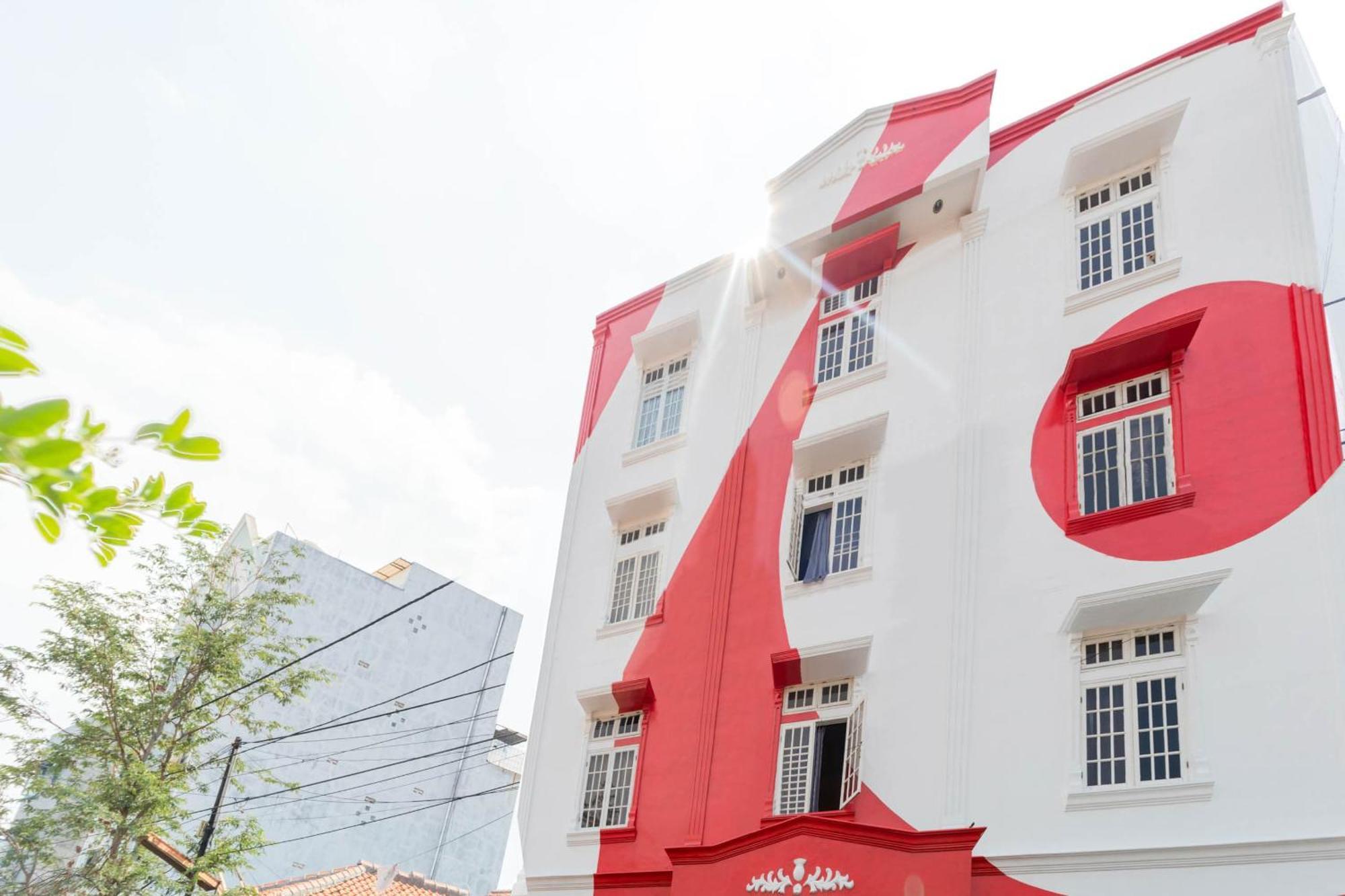Oyo 1111 Pasar Baru Inn Jakarta Exterior photo