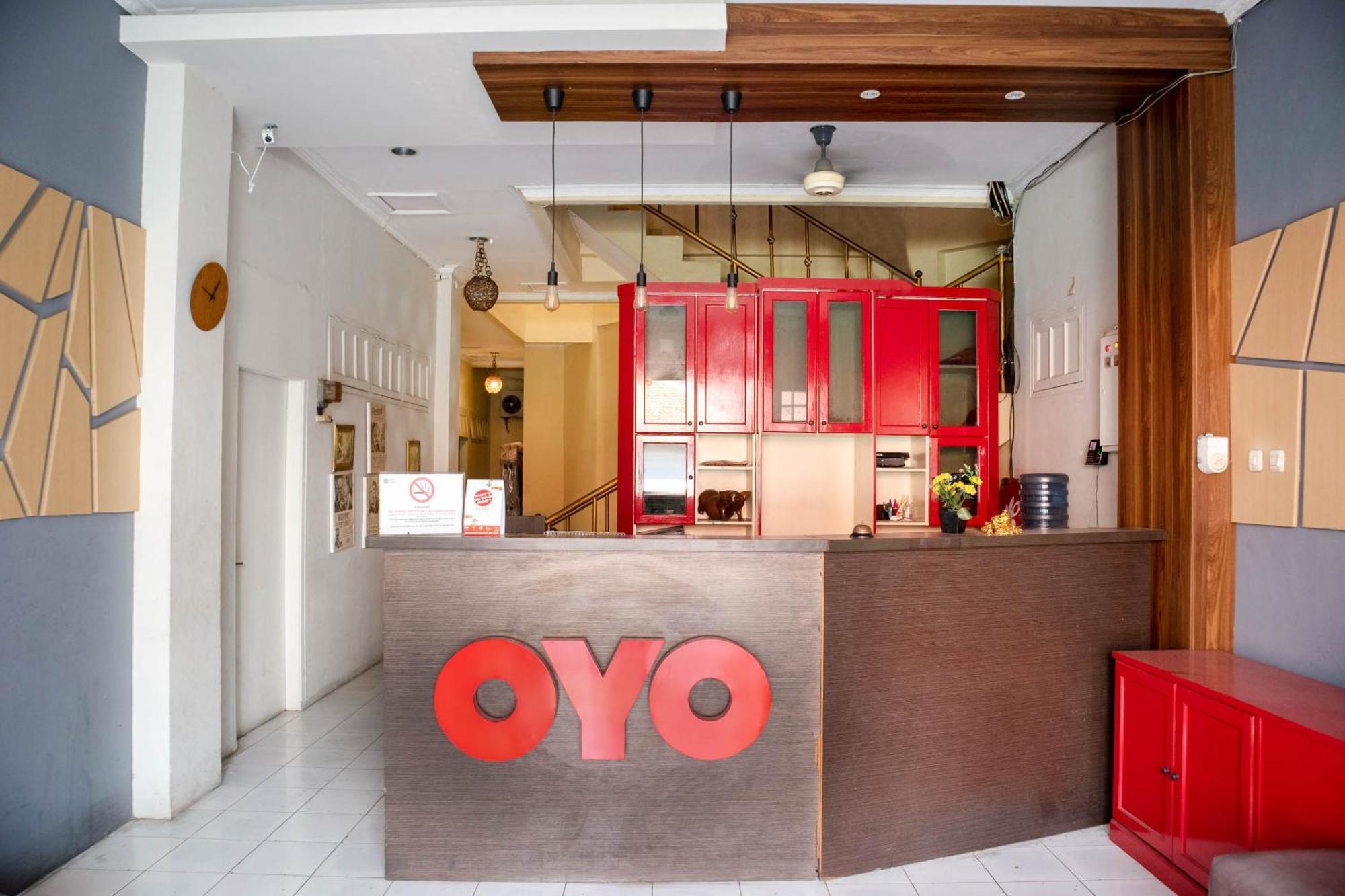 Oyo 1111 Pasar Baru Inn Jakarta Exterior photo